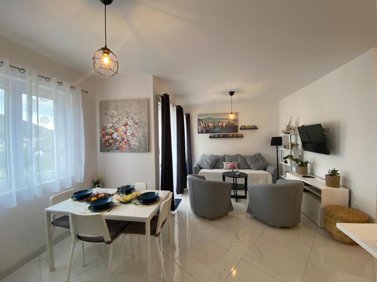 Hygge Apartments Mokošica Eksteriør billede